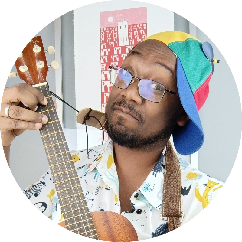 Rafael Lima, prof d'éveil musical à la MJC Toulouse Empalot.